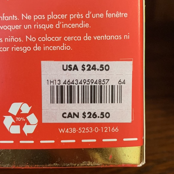 Disney Store Mickey and Minnie snow globe 2012 - Picture 7 of 7